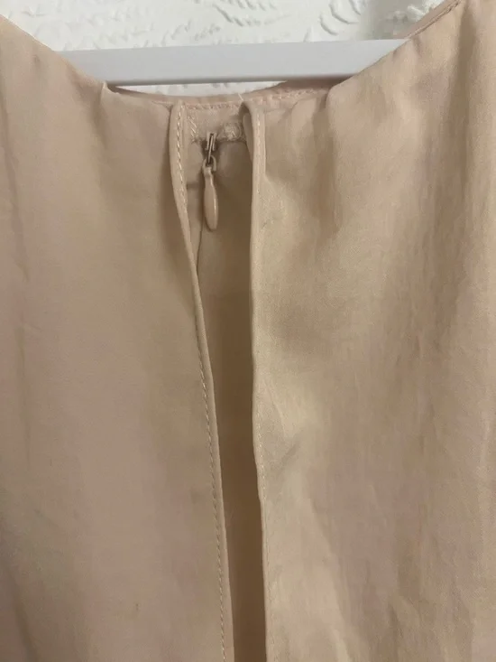 Sleeveless High-Low Chiffon Dress in Soft Beige - Picture 5 of 5